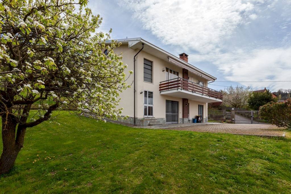 Facciata - Villa via San Rocco, 22, San Raffaele Cimena - foto 2
