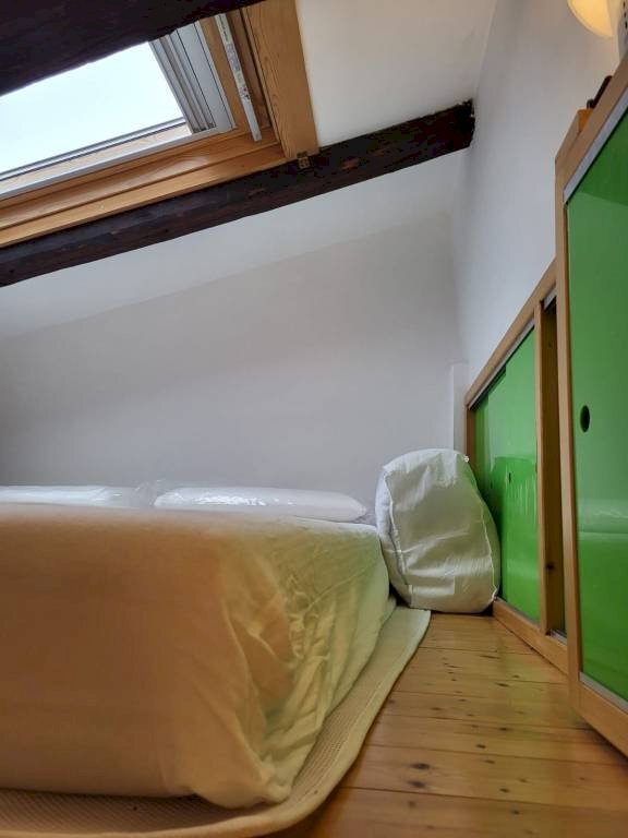 Camera da letto - Appartamento piazza Ulisse Aldrovandi, Bologna (zona Centro Storico) - foto 3