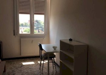 Camera da letto - Non-buildable land via Tommaso Salvini, Bologna (neighborhood San Donato) - photo 5