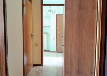 Corridoio - Appartamento via Porta Romana, Asti - foto 9