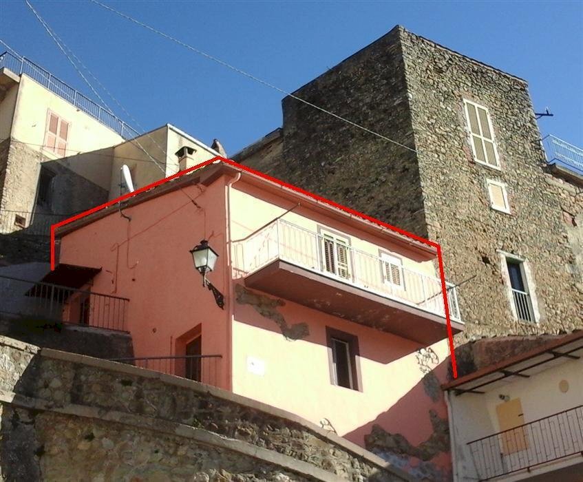 001.jpg - Porzione di casa Farindola - foto 1
