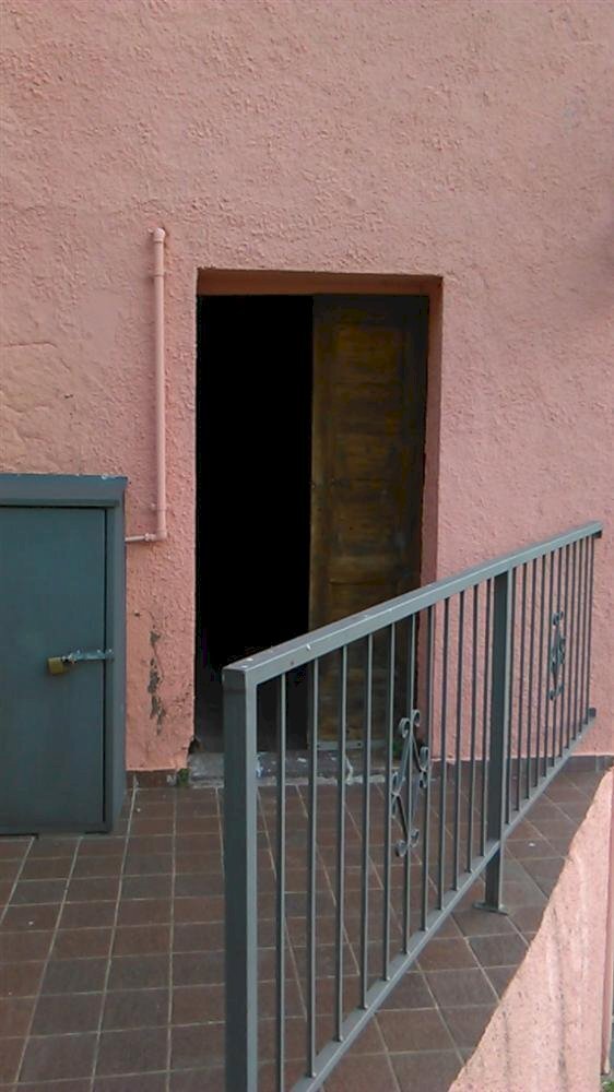 010.jpg - Porzione di casa Farindola - foto 2