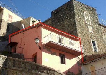 001.jpg - Porzione di casa Farindola - foto 1