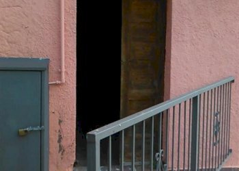 010.jpg - Porzione di casa Farindola - foto 2