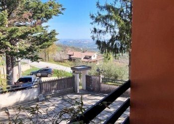 19_p1.jpg - Casa indipendente Civitella Casanova - foto 19