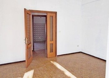 7.jpg - Four-room apartment Penne - photo 7