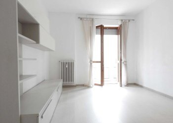 Three-room apartment Merate - photo 2