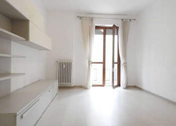 Three-room apartment Merate - photo 3
