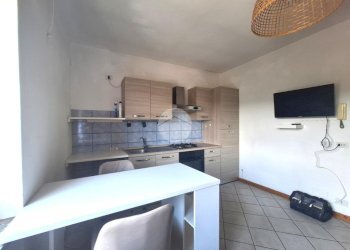 Two-room apartment Via Circonvallazione, Romano Canavese - photo 3