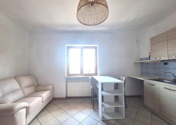 Two-room apartment Via Circonvallazione, Romano Canavese - photo 7