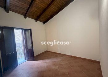 Foto 5 - Stabile - Palazzo Via castello
 
27, Carini - foto 5