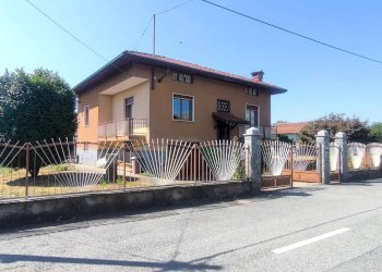Foto 2 - Casa indipendente Via Primo Maggio
 
1, Sandigliano - foto 2