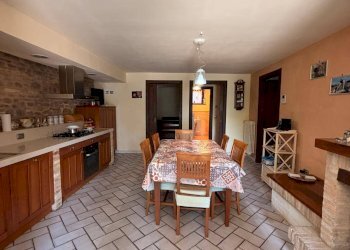 Foto 1 - Quadrilocale Via Crocedivia, Montegiorgio - foto 1