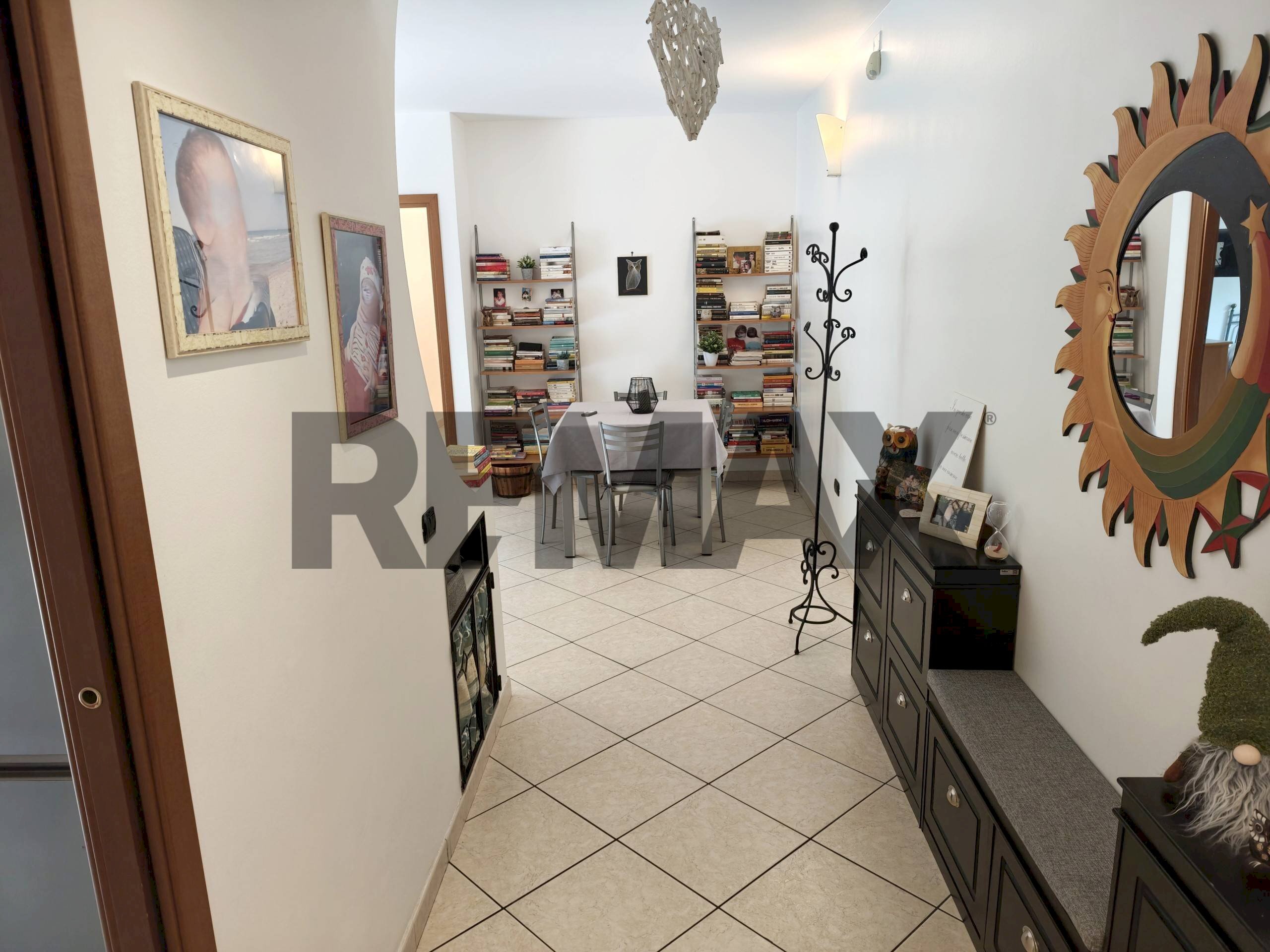 Hall / corridoio - Four-room apartment via Monte resegone
10, Agrate Brianza - photo 2