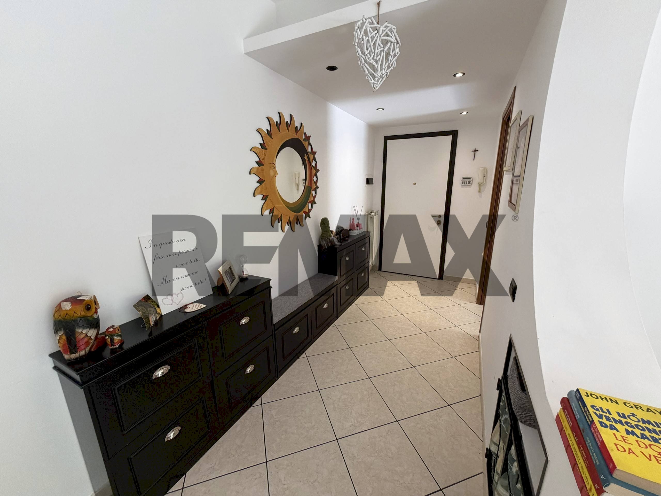Hall / corridoio - Four-room apartment via Monte resegone
10, Agrate Brianza - photo 3