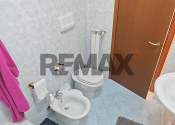 Bagno - Four-room apartment via Monte resegone
 
10, Agrate Brianza - photo 20