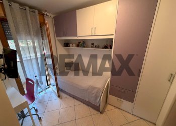 Camera / camera da letto - Four-room apartment via Monte resegone
 
10, Agrate Brianza - photo 22