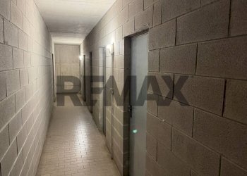Hall / corridoio - Four-room apartment via Monte resegone
 
10, Agrate Brianza - photo 40