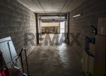 Parcheggio - Four-room apartment via Monte resegone
 
10, Agrate Brianza - photo 46