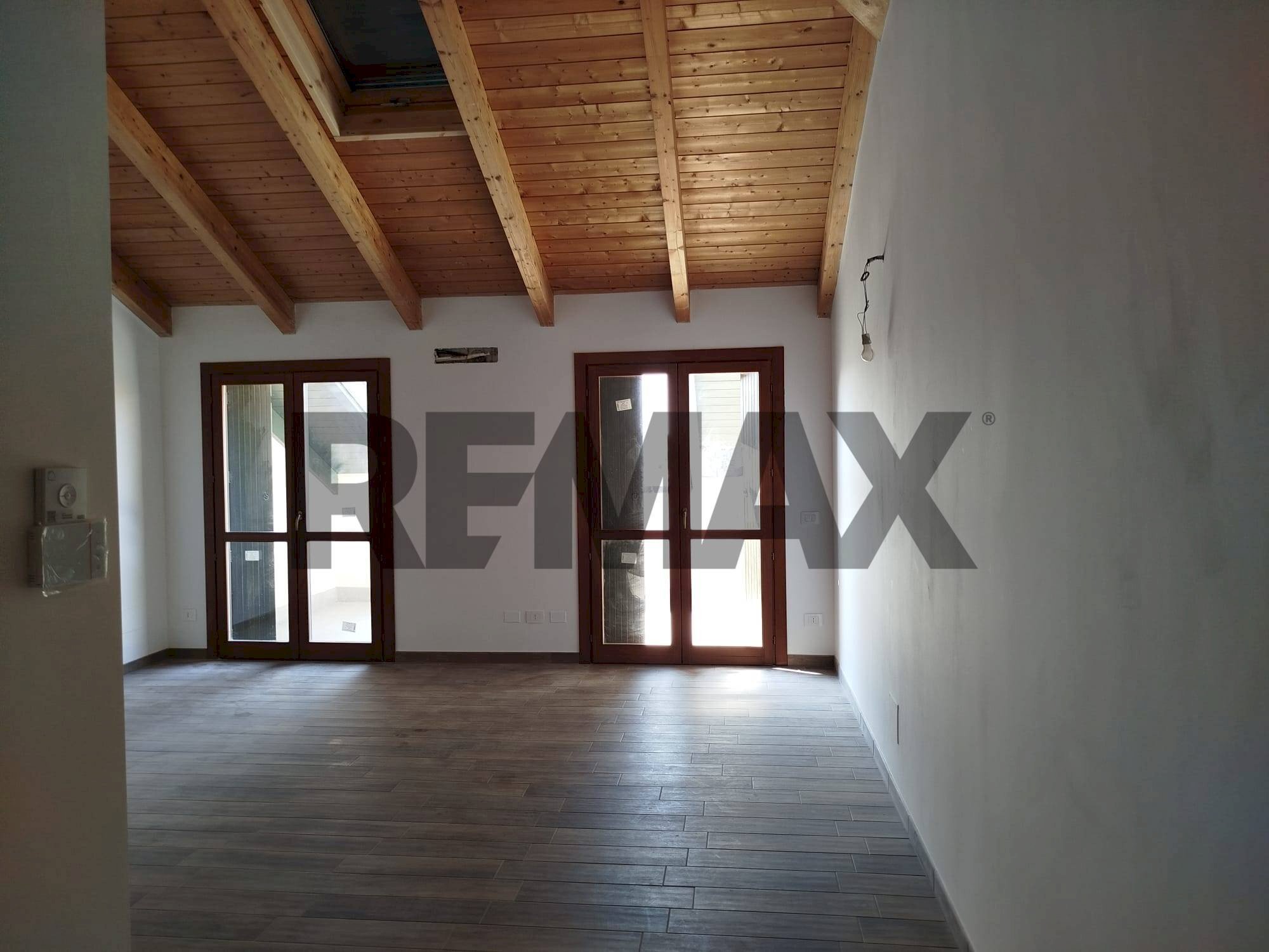 Stanza vuota - Attic via luigi cadorna
10/b, Senago - photo 2