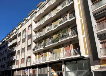 Edificio all\'aperto - Bilocale Via Luciano Manara
 
17, Milano - foto 2
