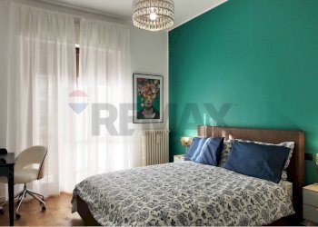 Camera / camera da letto - Bilocale Via Luciano Manara
 
17, Milano - foto 23