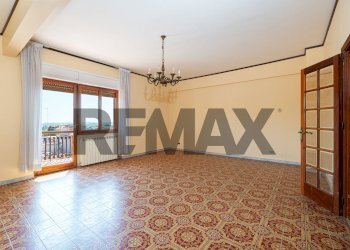 Stanza vuota - Three-room apartment Via San Matteo
 
60, Monterotondo - photo 3
