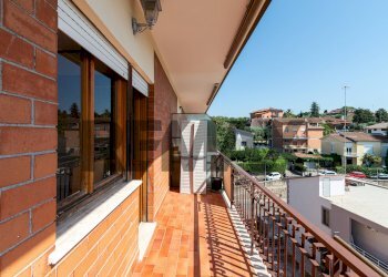 Balcone - Three-room apartment Via San Matteo
 
60, Monterotondo - photo 8