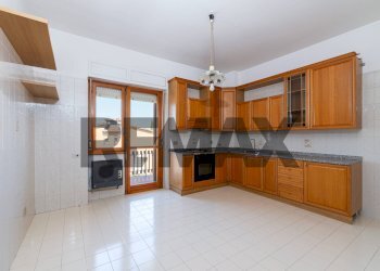 Cucina - Three-room apartment Via San Matteo
 
60, Monterotondo - photo 11