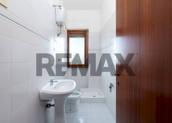 Bagno - Three-room apartment Via San Matteo
 
60, Monterotondo - photo 26