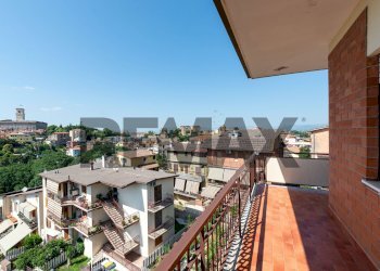 Balcone - Three-room apartment Via San Matteo
 
60, Monterotondo - photo 28