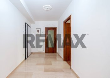 Hall / corridoio - Trilocale VIA ATTILIO FRIGGERI
82, Roma - foto 11