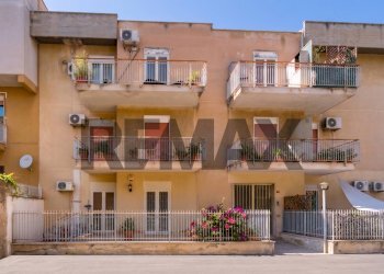 Edificio all\'aperto - Quadrilocale Via Buzzanca
 
32, Palermo - foto 9