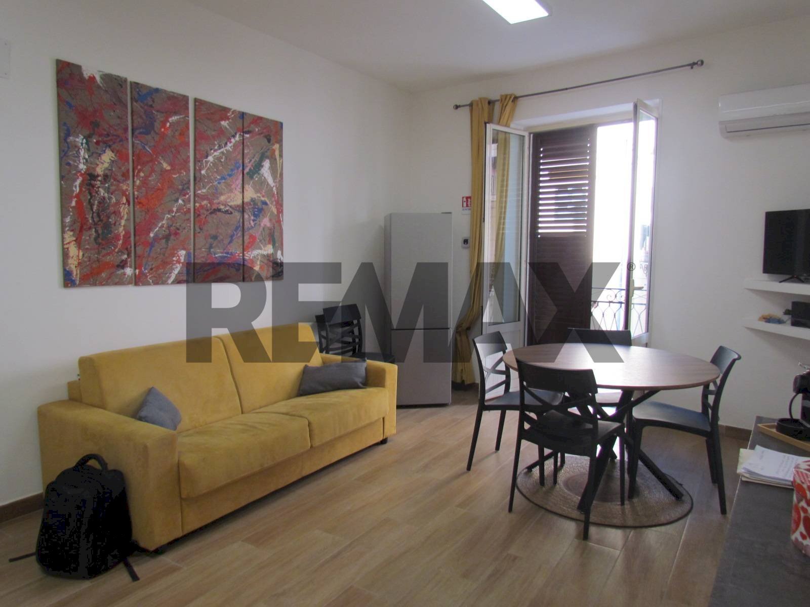 Sala da pranzo - Four-room apartment Via Ugo Bassi
 
24, Palermo - photo 1