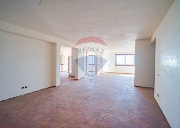 Stanza vuota - Villa Via Sandro Pertini
 
94, Viagrande - foto 18