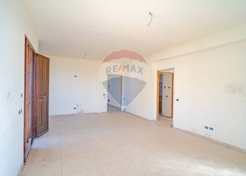Stanza vuota - Villa Via Sandro Pertini
 
94, Viagrande - foto 45