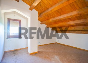 Stanza vuota - Villa Via Sandro Pertini
 
94, Viagrande - photo 41