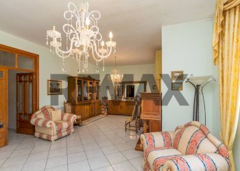 Soggiorno - Quadrilocale Via Pulei
 
84 B, Mascalucia - foto 4