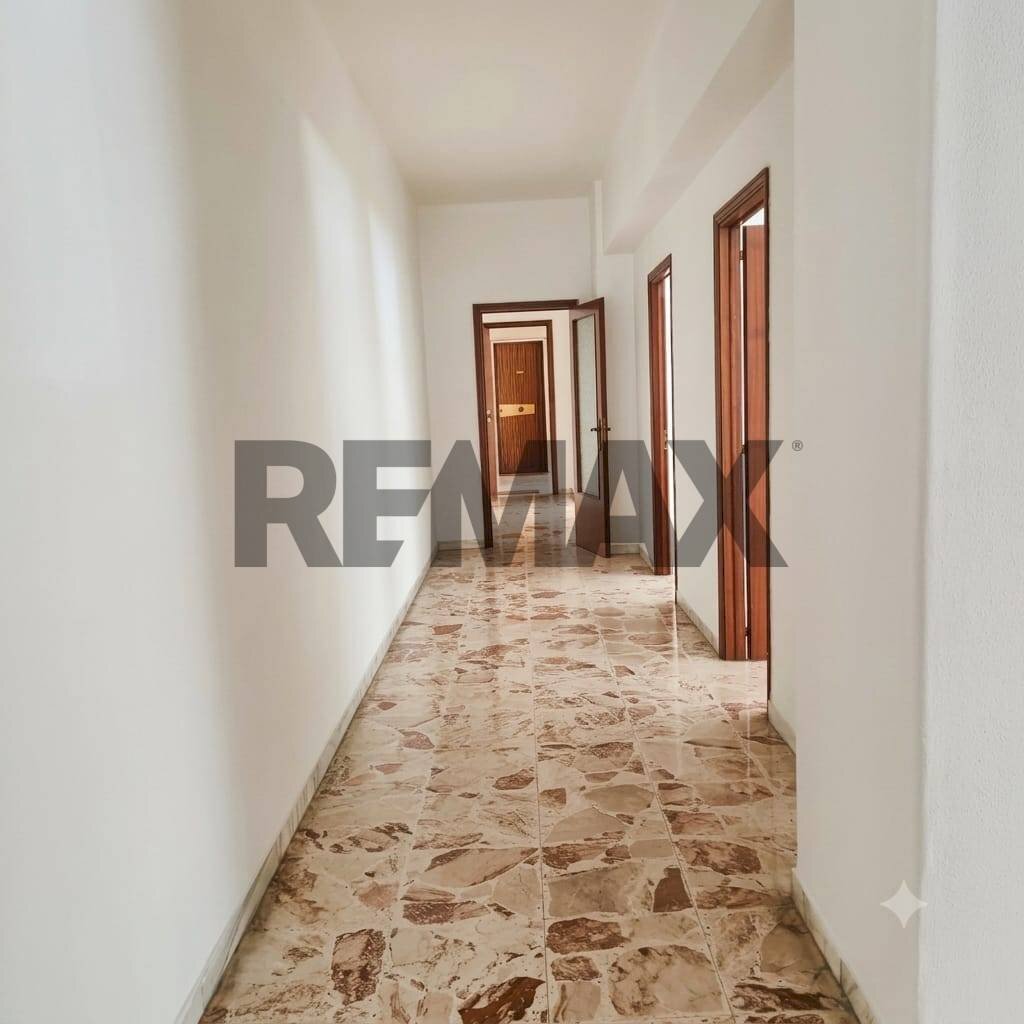 Hall / corridoio - Appartamento Via Cosenza
 
11, Catania - foto 1