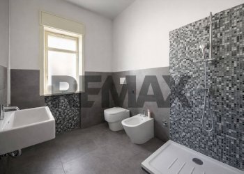 Bagno - Appartamento Via Cosenza
 
11, Catania - foto 7