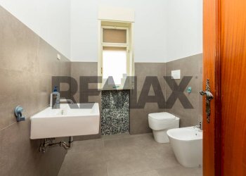 Bagno - Appartamento Via Cosenza
 
11, Catania - foto 22