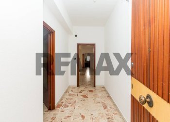 Hall / corridoio - Appartamento Via Cosenza
 
11, Catania - foto 23