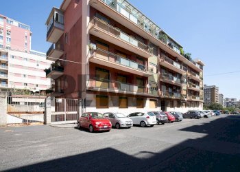 Edificio all\'aperto - Appartamento Via Cosenza
 
11, Catania - foto 39