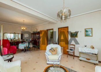 Sala da pranzo - Appartamento Via Alessandria
 
24, San Giovanni la Punta - foto 40