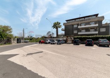 Edificio all\'aperto - Quadrilocale VIA DOMENICO SANFILIPPO
 
1, Catania - foto 24