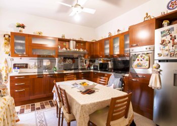Cucina - Quadrilocale Viale Nitta
 
17, Catania - foto 1