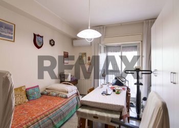 Camera / camera da letto - Quadrilocale Viale Nitta
 
17, Catania - foto 9