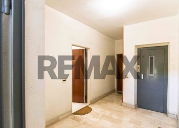 Hall / corridoio - Quadrilocale Viale Nitta
 
17, Catania - foto 21