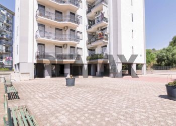 Edificio all\'aperto - Quadrilocale Viale Nitta
 
17, Catania - foto 26