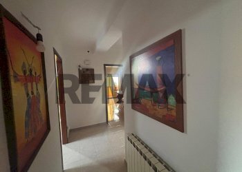 Hall / corridoio - Apartment Via Giuseppe Mazzini
 
snc, Nizza di Sicilia - photo 10